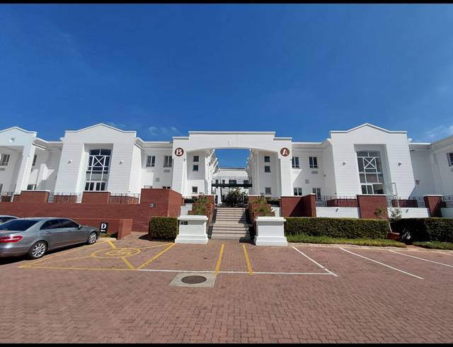 377M² OFFICE TO LET IN BRYANSTON